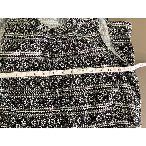 Ann Taylor Loft geometric print hidden button front sleeveless romper - Picture 7 of 11